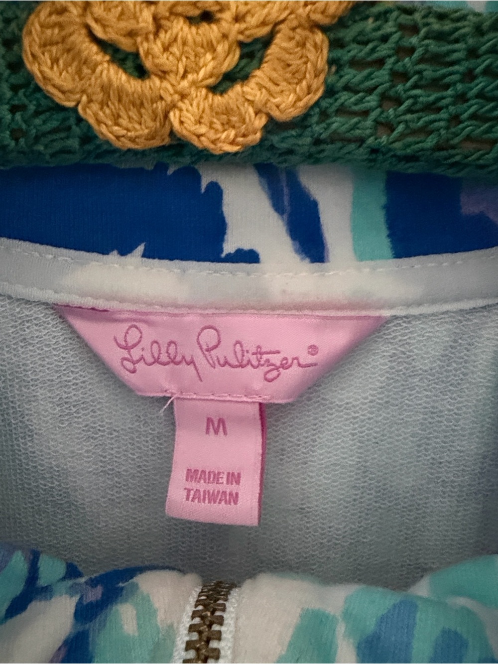 Lilly Pulitzer Popover - Picture 4 of 5